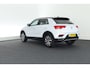 Volkswagen T-Roc 1.5 TSI 150pk H6 Style Led Camera Stoelverwarming Virtual Cockpit Navigatie