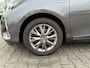 Toyota Yaris 1.5 HYBRID DESIGN CRUISE CAMERA CLIMA ELEK.RAMEN LM-VELGEN ALL SEASONS