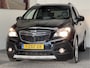 Opel Mokka 1.4 T Cosmo NAVIGATIE STOEL EN STUURVERWARMING CRUISE CONTROL CLIMATE CONTROL BLUETOOTH TELEFOON ACHTERUITRIJCAMERA TREKHAAK ZEER MOOI !! Brgl