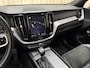 Volvo XC60 2.0 D5 AWD R-Design Panoramadak / Adapt. Cruise / Camera / Elek. Trekhaak / Leder / BLIS / Stoelverwarming / LED / 19'' LMV
