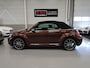 Volkswagen Beetle Cabriolet 1.4 TSI Allstar BTW LED App connect Automaat Fender 20 inch Camera Half Leer Navigatie Bluetooth Cruise control Airco-ecc Boekjes Nieuwstaat