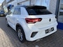 Volkswagen T-Roc 1.0 TSI R-Line / ACC/ ERGO ACTIVE/ STOELVERWARMING/ PARK.SENSOREN V+A/ CAMERA/ APP-CONNECT/ RIJ-MODI/ VIRTUAL COCKPIT/ DAB/ NAVI/ CLIMA/ LED/ 17'' LMV