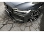 Volvo V60 2.0 T8 Plug-in hybrid AWD Ultra Perf. Ed. Dark | Performance Edition | Heico Bodykit + Uitlaat + Verlaging | 21 Inch |  | Polestar Engineered | Head-up Display | Harman Kardon Audio | Schuif-/Kanteldak | Stoel-/Stuurverwarming | 360 Camera | Contourstoelen |