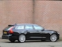 Volvo V90 T4 AUT Momentum 12MND garantie / Trekhaak / BLIS / Pilo