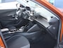 Peugeot e-2008 EV Active 50 kWh Parkeersensoren | Navigatie Apple Carplay & Android Auto | 17" LMV