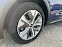 Kia Niro EV e-Niro ExecutiveLine 64 kWh 204pk | 360 graden camera | Trekhaak | Premium Audio | Adaptive cruise control | Dodehoek detectie | Bestuurdersstoel met geheugen | Parkeersensoren voor en achter | Stoelventilatie | Warmtepomp | Stoelverwarming | Full LED verlichting