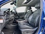 Kia Niro EV e-Niro ExecutiveLine 64 kWh 204pk | 360 graden camera | Trekhaak | Premium Audio | Adaptive cruise control | Dodehoek detectie | Bestuurdersstoel met geheugen | Parkeersensoren voor en achter | Stoelventilatie | Warmtepomp | Stoelverwarming | Full LED verlichting