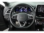 Volkswagen T-Roc 1.5 TSI 150pk DSG R-Line Business+ Trekhaak Camera Keyless Stoelverwarming Panoramadak Navigatie