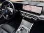 BMW 3-Serie Touring 330e xDrive M-Sport | Pano | 100% SOH | M-Kuipstoelen + Leder + Memory | Laser | HUD | LCI Curved Wide display
