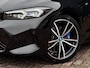 BMW 3-Serie Touring 330e xDrive M-Sport | Pano | 100% SOH | M-Kuipstoelen + Leder + Memory | Laser | HUD | LCI Curved Wide display
