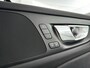 Volvo V60 T6 Recharge AWD R-Design | Panoramadak | Parkeercamera | Stoel- en Stuurverwarming | Trekhaak