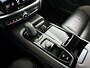 Volvo V60 T6 Recharge AWD R-Design | Panoramadak | Parkeercamera | Stoel- en Stuurverwarming | Trekhaak