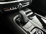 Volvo V60 T6 Recharge AWD R-Design | Panoramadak | Parkeercamera | Stoel- en Stuurverwarming | Trekhaak