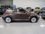 Volkswagen Beetle cabrio 1.2 TSI 70'S Leer 18 inch Beige kap Toffeebruin Xenon Airco-ecc Parkeersensoren 1e Eigenaar 70's uitvoering Nieuwstaat! dealer onderhouden windscherm