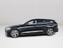 Volvo V60 T6 Recharge AWD R-Design | Panoramadak | Parkeercamera | Stoel- en Stuurverwarming | Trekhaak