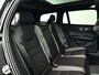 Volvo V60 T6 Recharge AWD R-Design | Panoramadak | Parkeercamera | Stoel- en Stuurverwarming | Trekhaak