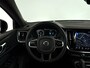 Volvo V60 T6 Recharge AWD R-Design | Panoramadak | Parkeercamera | Stoel- en Stuurverwarming | Trekhaak