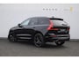 Volvo XC60 T6 350PK Automaat AWD Ultra Black Edition Facelift/ Head-up display/ Harman Kardon audio/ BLIS/ Elektrischbedienbare stoelen met geheugen / Panoramadak/ Adaptive cruise control/ Pilot assist/ Apple Carplay/ Android auto/