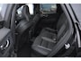Volvo XC60 T6 350PK Automaat AWD Ultra Black Edition Facelift/ Head-up display/ Harman Kardon audio/ BLIS/ Elektrischbedienbare stoelen met geheugen / Panoramadak/ Adaptive cruise control/ Pilot assist/ Apple Carplay/ Android auto/