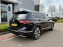 Volkswagen Tiguan Allspace 1.5 TSI R-Line 7p. / 20"LMV / R-Line int. & ext. / Virtual Cockpit / Trekhaak