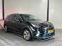 Kia Niro EV e-Niro ExecutiveLine 64kWh 3-Fase | SoH 100% | Leer | Navi | Trekhaak