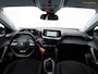 Peugeot 2008 1.2 PureTech Active Pack Sport (APPLE CARPLAY,CRUISE CONTROL,PARKEERSENSOREN,LM-VELGEN,LED VERLICHTING,TOPCONDITIE)