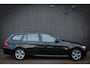 BMW 3-Serie Touring 318i Luxury Line van 5.950 NU 4.950,-