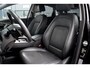 Hyundai Kona Electric EV Premium Sky 64 kWh|1e EIGENAAR|SOH 100%|STOEL-STUUR VERWARMD|STOELVENTILATIE|LEDER|DODEHOEKDETECTIE