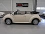 Volkswagen Beetle New Cabriolet 1.6 Highline NL-auto Lage kilometerstand Nette staat NAP en onderhoud aanwezig Cruise Control Bloemenvaasje