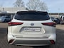 Toyota Highlander 2.5 AWD Hybrid Premium | 7p |  Panoramadak | 360 graden camera | Platinum Pearl White | Adaptieve cruisecontrol | JBL audio | Head up Display | Stoelverwarming | Achterbank verwarmd | SCI