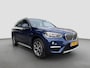 BMW X1 sDrive20i High Executive Automaat | Camera | Lederen bekleding | Parkeersensoren | Cruise controle | 18'' velgen | Elektrische achterklep | LED koplampen | Stoelverwarming | Climate controle
