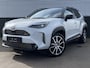 Toyota Yaris Cross 1.5 Hybrid GR Sport Trekhaak, Panoramadak, HUD, stoelverwarming, navigatie, Elektr. achterklep, JBL, QI lader, PDC v&a