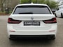 BMW 5-Serie Touring 530e xDrive Executive / Navi / Climate / Camera / Panormadak / Leder / 20"breedset