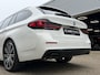 BMW 5-Serie Touring 530e xDrive Executive / Navi / Climate / Camera / Panormadak / Leder / 20"breedset