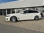 BMW 5-Serie Touring 530e xDrive Executive / Navi / Climate / Camera / Panormadak / Leder / 20"breedset