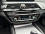 BMW 5-Serie Touring 530e xDrive Executive / Navi / Climate / Camera / Panormadak / Leder / 20"breedset