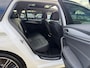BMW 5-Serie Touring 530e xDrive Executive / Navi / Climate / Camera / Panormadak / Leder / 20"breedset