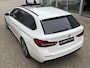 BMW 5-Serie Touring 530e xDrive Executive / Navi / Climate / Camera / Panormadak / Leder / 20"breedset