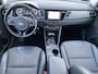 Kia Niro Hybrid 1.6 GDi Design Edition Schuif/kanteldak, Navigatie, Nieuw geleverd en complete onderhoudshistorie, Stoel- & Stuurwiel verwarmd.