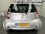 Toyota iQ 1.0 VVTi Aspiration automaat! Keyless entry | Airco (automatisch) | Cruise Control | Voorstoelen verwarmd