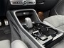 Volvo XC40 1.5 T4 Recharge R-Design | Plug-in Hybrid (PHEV) | 360 Graden Camera | Panoramadak | Trekhaak | Elektrisch Verstelbare Voorstoelen | Keyless Entry | Elektrische Achterklep | Apple Carplay | Android Auto