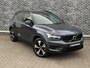 Volvo XC40 1.5 T4 Recharge R-Design | Plug-in Hybrid (PHEV) | 360 Graden Camera | Panoramadak | Trekhaak | Elektrisch Verstelbare Voorstoelen | Keyless Entry | Elektrische Achterklep | Apple Carplay | Android Auto