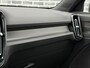Volvo XC40 1.5 T4 Recharge R-Design | Plug-in Hybrid (PHEV) | 360 Graden Camera | Panoramadak | Trekhaak | Elektrisch Verstelbare Voorstoelen | Keyless Entry | Elektrische Achterklep | Apple Carplay | Android Auto
