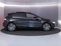 Volkswagen Golf 1.5 eHybrid Style Edition 204 pk Automaat (DSG) | Verlengde garantie | Navigatie via App | Panoramadak | Parkeersensoren (Park assist) | Achteruitrijcamera | Stoelverwarming |