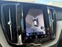 Volvo XC60 2.0 B5 Inscription | Head-up Display | Trekhaak | Panoramadak | Elektrisch Verstelbare Voorstoelen | Parkeerverwarming | 360 Graden Camera | Apple Carplay | Android Auto | Harman Kardon Audio