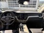 Volvo XC60 2.0 B5 Inscription | Head-up Display | Trekhaak | Panoramadak | Elektrisch Verstelbare Voorstoelen | Parkeerverwarming | 360 Graden Camera | Apple Carplay | Android Auto | Harman Kardon Audio