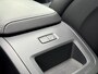 Volvo V60 2.0 T4 R-Design | Panoramadak | Trekhaak | Parkeerverwarming | Lichtmetalen Velgen 19 inch | Elektrische Achterklep | Stoelverwarming voor en achter | BLIS | Cruise Control Adaptief | DAB | Android Auto | Apple Carplay