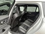Volvo V60 2.0 T4 R-Design | Panoramadak | Trekhaak | Parkeerverwarming | Lichtmetalen Velgen 19 inch | Elektrische Achterklep | Stoelverwarming voor en achter | BLIS | Cruise Control Adaptief | DAB | Android Auto | Apple Carplay