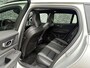 Volvo V60 2.0 T4 R-Design | Panoramadak | Trekhaak | Parkeerverwarming | Lichtmetalen Velgen 19 inch | BLIS | Cruise Control Adaptief | DAB | Android Auto | Apple Carplay