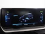 Peugeot e-2008 EV Allure Pack 50 kWh | 3-FASE | SOH 99,4% | Cruise control | Lane Assist | Voorruitverwarming | Apple Carplay/Android Auto | Navigatie |